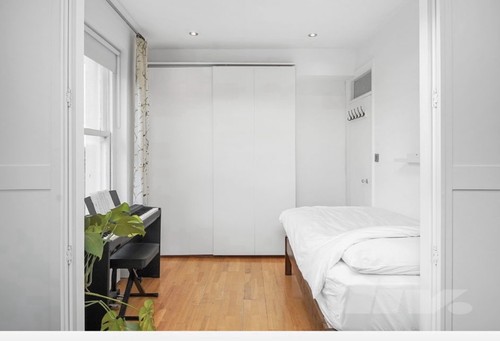 Single wooden day bed - day,